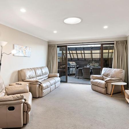 Taupo Escape - Rainbow Point Holiday Home Ngoại thất bức ảnh