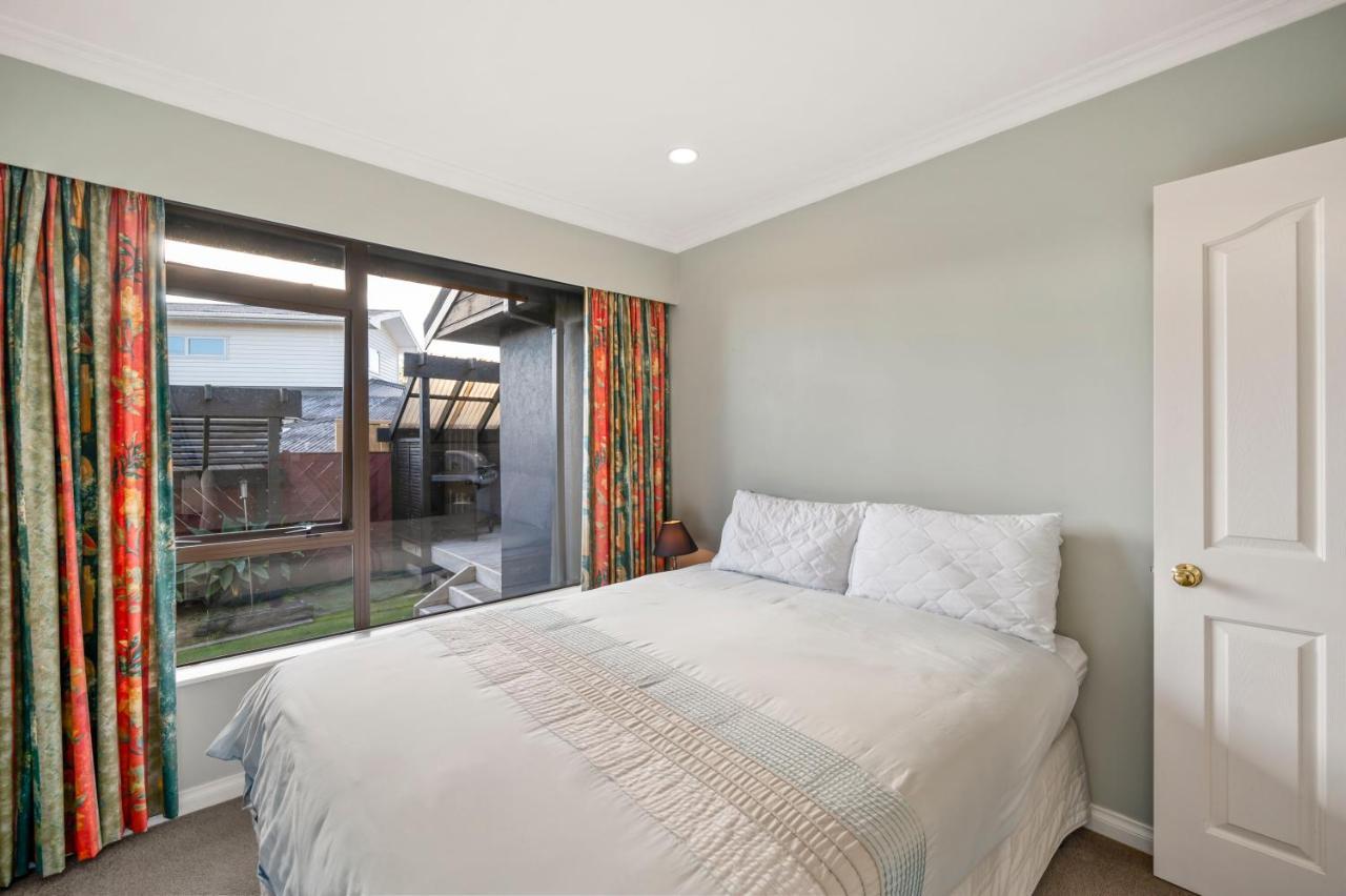 Taupo Escape - Rainbow Point Holiday Home Ngoại thất bức ảnh