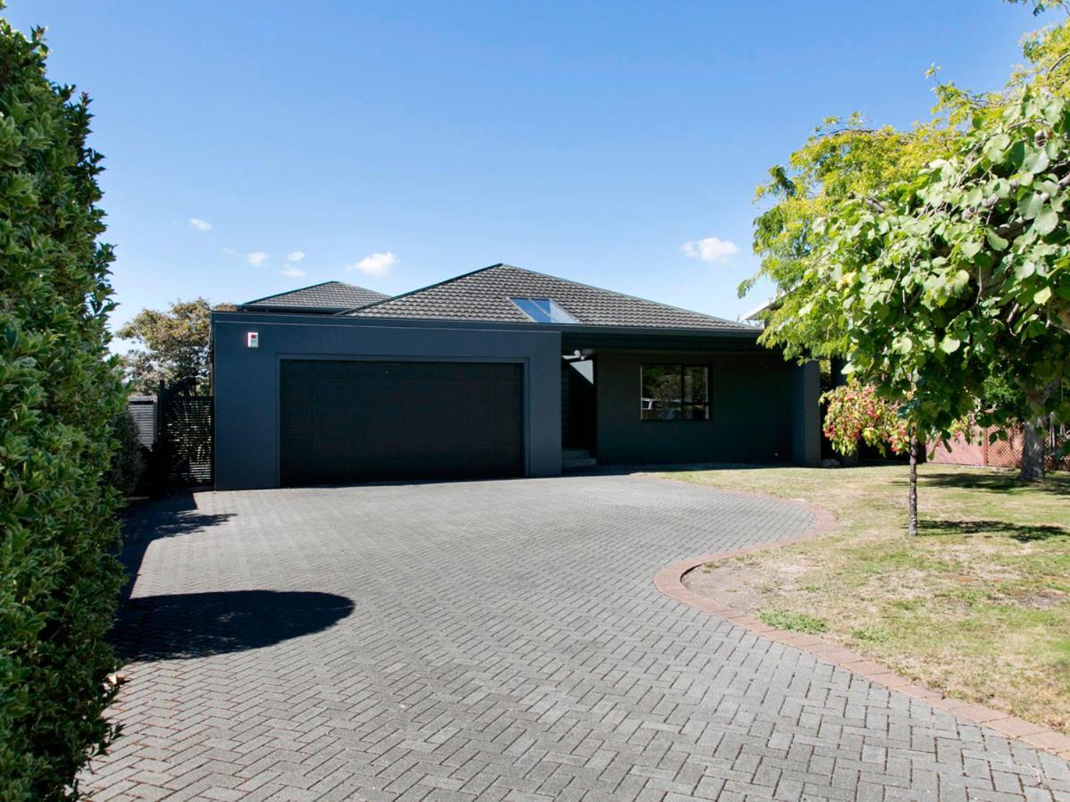 Taupo Escape - Rainbow Point Holiday Home Ngoại thất bức ảnh